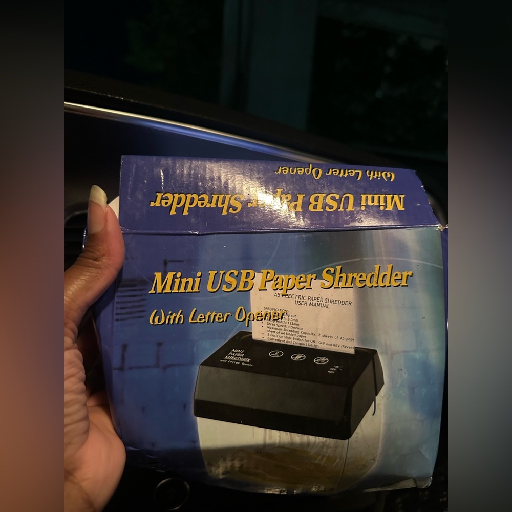 Mini USB Paper Shredder with Letter Opener (Portable) Can use in car. 🚗